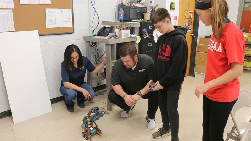 Amazon makes $5K donation to Okay STEM program
